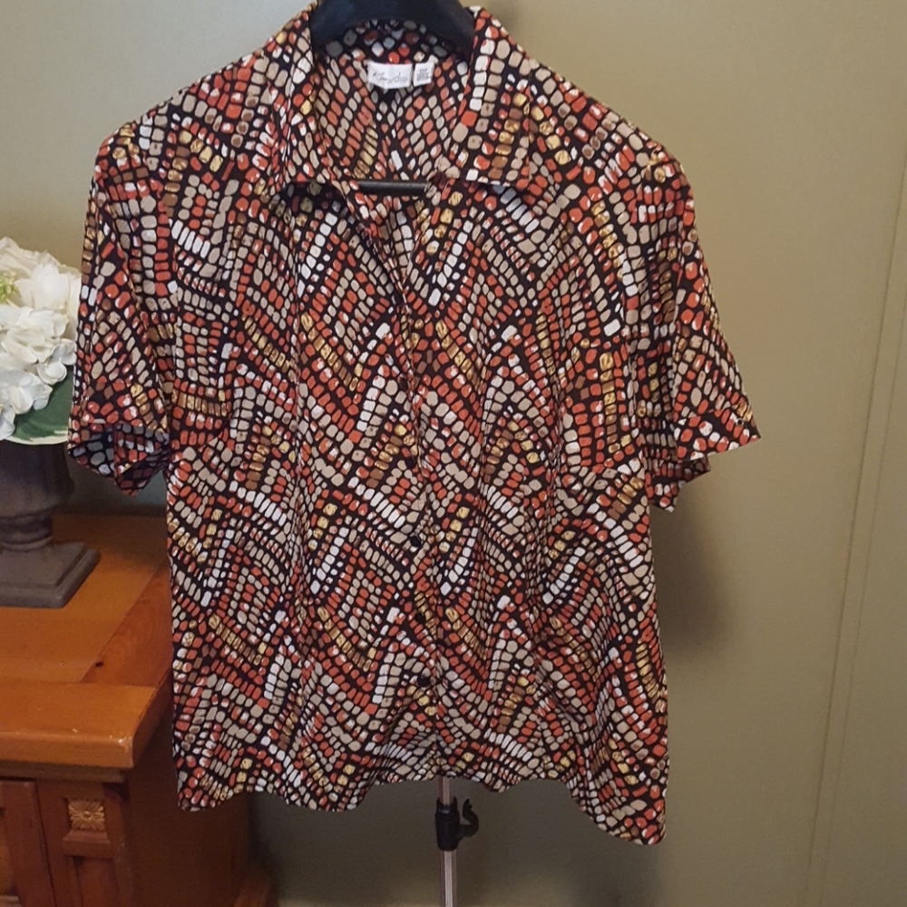[3/$30] Woman's patterned blouse
